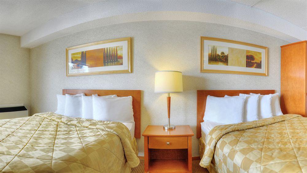 Comfort Inn Brantford Zewnętrze zdjęcie
