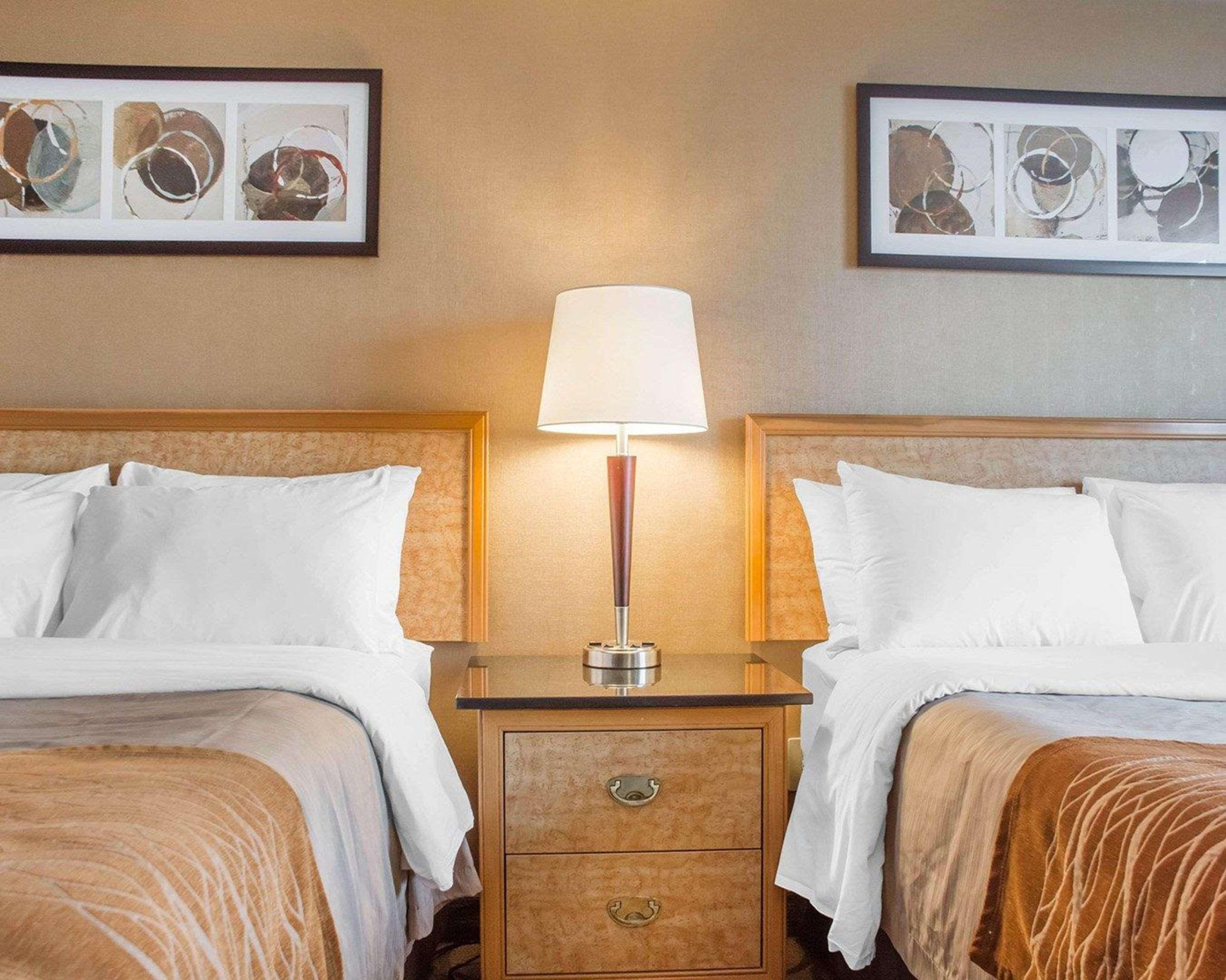 Comfort Inn Brantford Zewnętrze zdjęcie