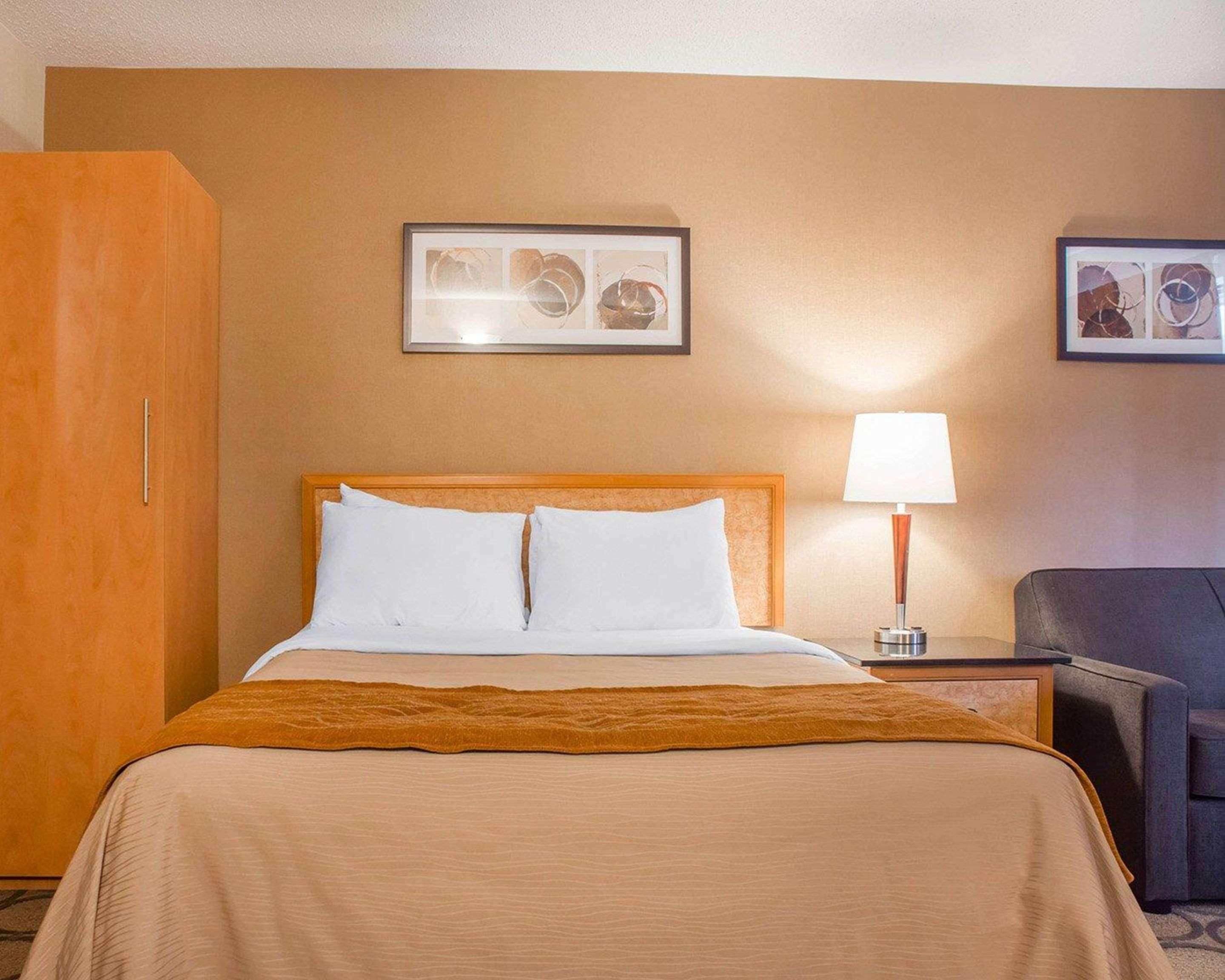 Comfort Inn Brantford Zewnętrze zdjęcie