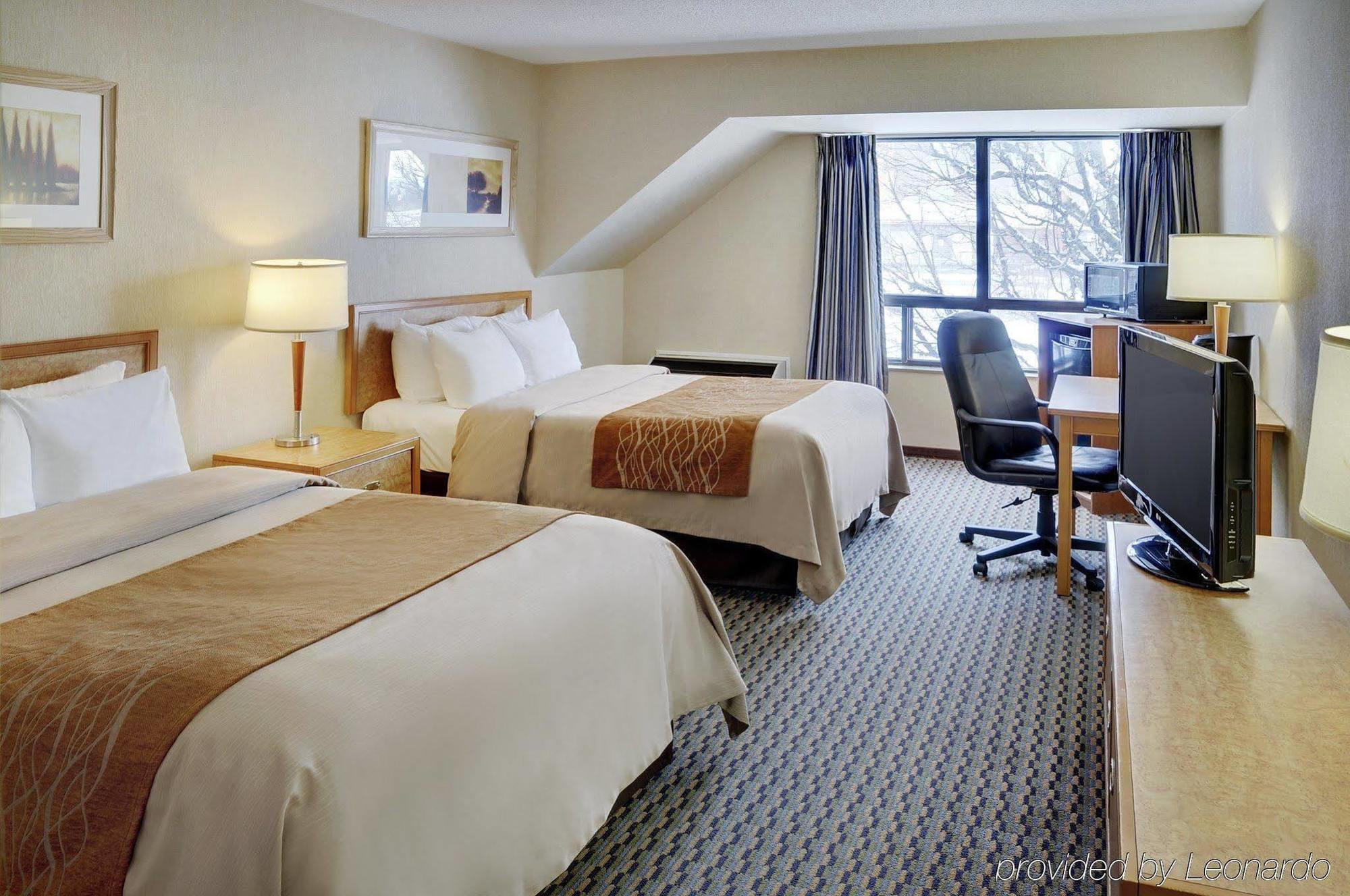 Comfort Inn Brantford Zewnętrze zdjęcie