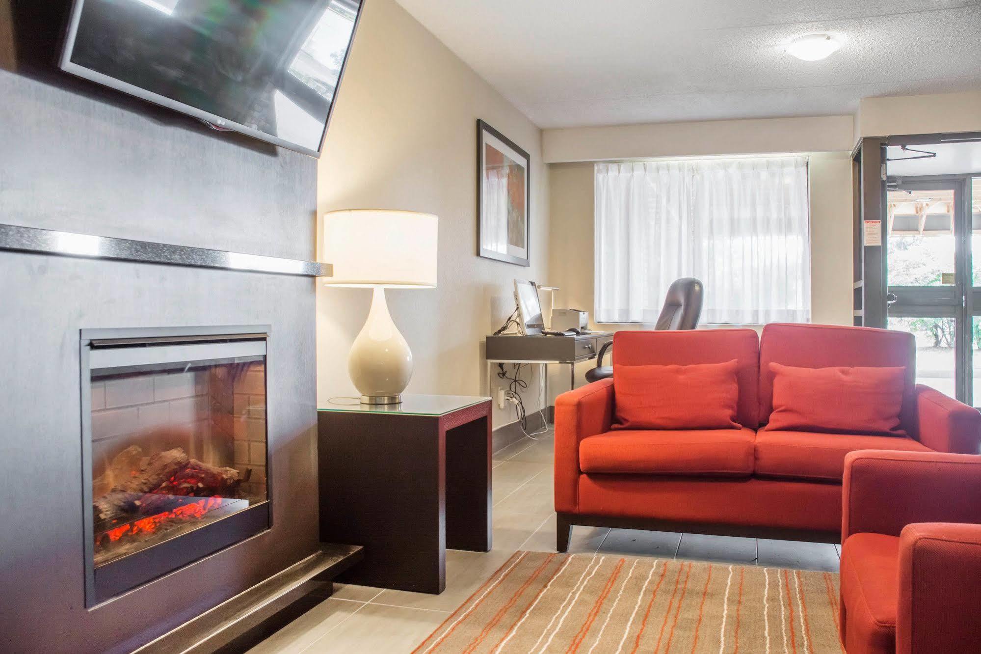 Comfort Inn Brantford Zewnętrze zdjęcie