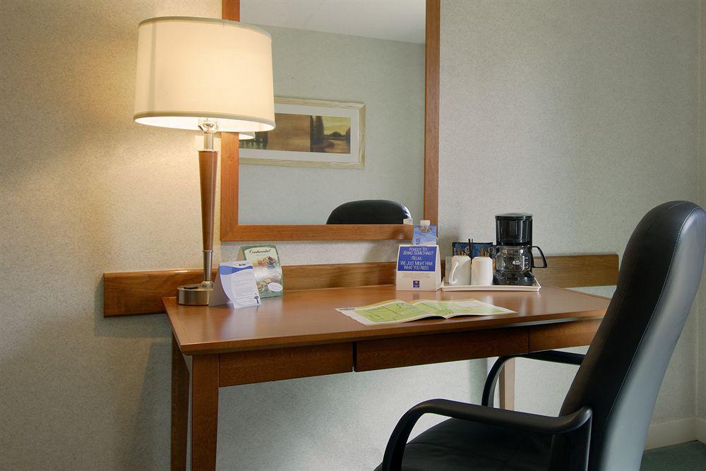 Comfort Inn Brantford Pokój zdjęcie